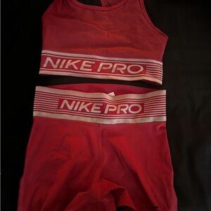 Nike Pro Pink Athletic Set